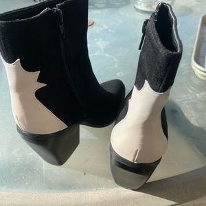 New with tags size 7 1/2